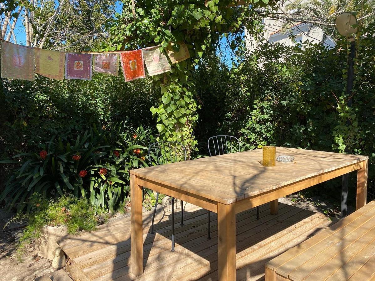 Charming Apartment In A Duplex With Garden & Balcony Cunit Exteriör bild