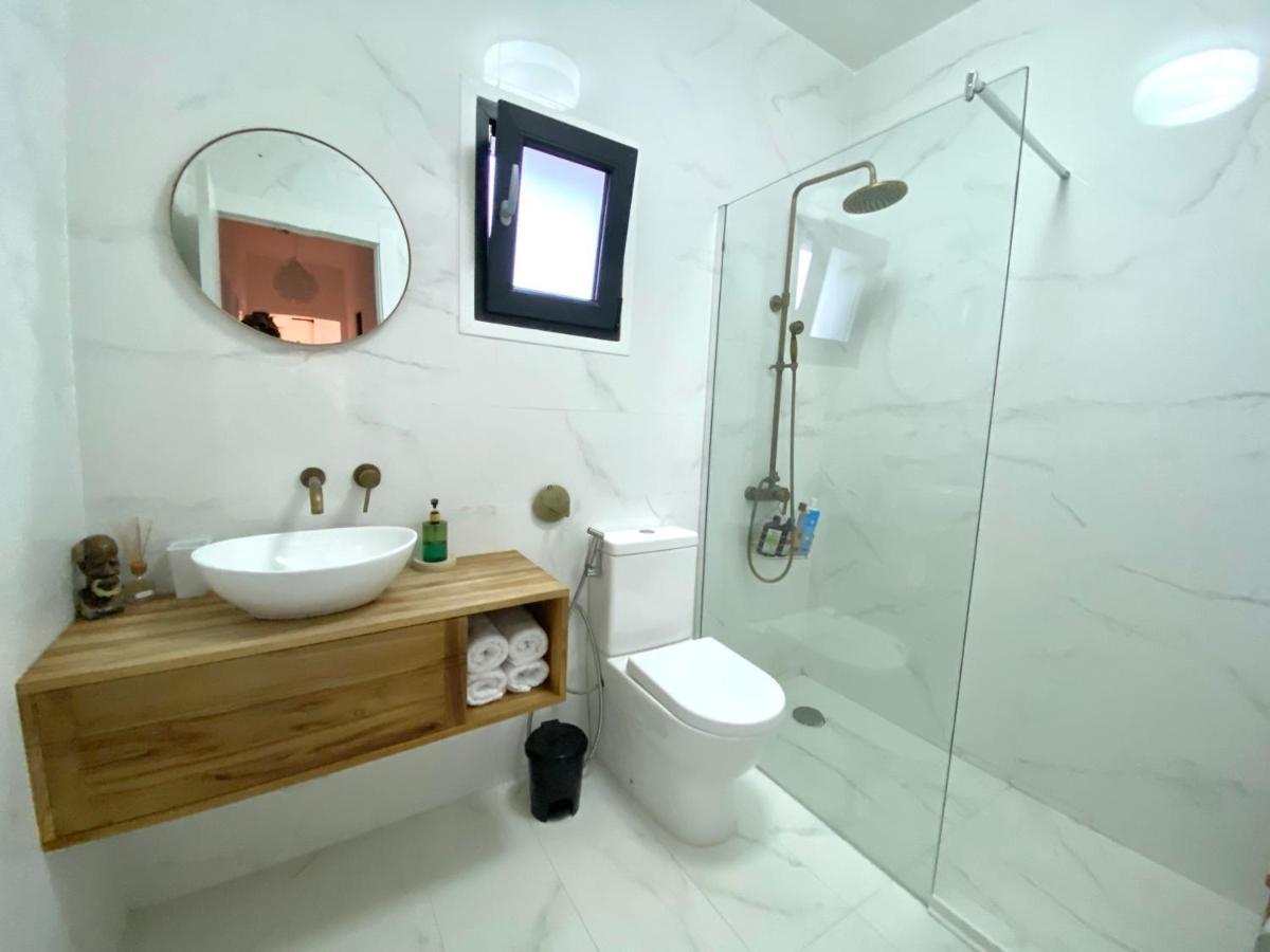 Charming Apartment In A Duplex With Garden & Balcony Cunit Exteriör bild